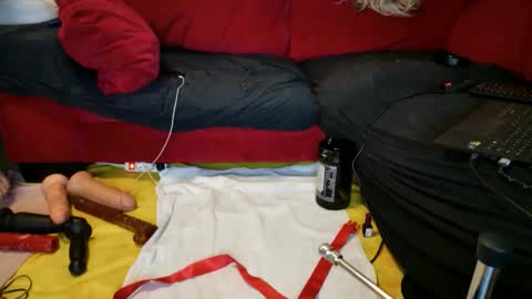 asstoy19 online show from November 3, 2025, 2:29 pm