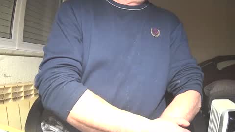 astelover online show from January 5, 2025, 9:47 pm