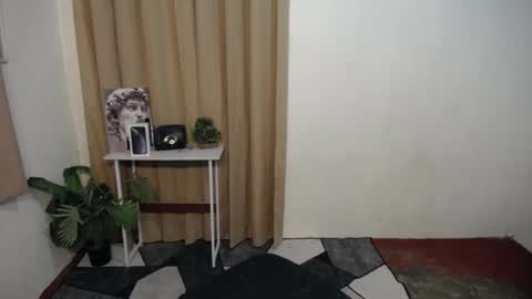 Anna online show from January 8, 2025, 2:35 pm