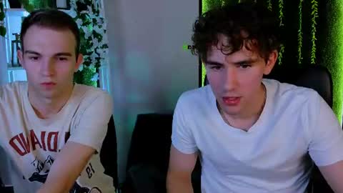 Snapshot of astren_villo chatting on July 5, 2026, 7:10 pm astren online show from July 5, 2026, 7:10 pm