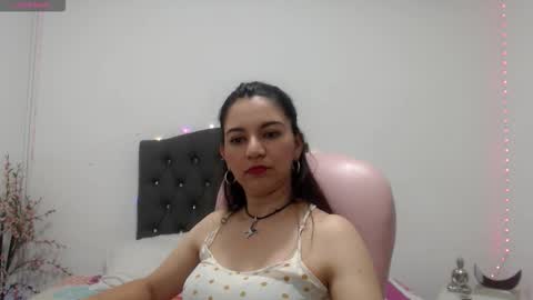 camila  online show from October 16, 2025, 1:17 am