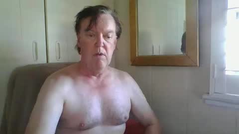 Snapshot of astute008 chatting on February 1, 2026, 5:28 am astute008 online show from February 1, 2026, 5:28 am