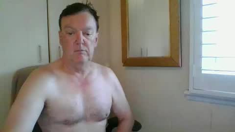 Snapshot of astute008 chatting on February 13, 2026, 9:33 pm astute008 online show from February 13, 2026, 9:33 pm