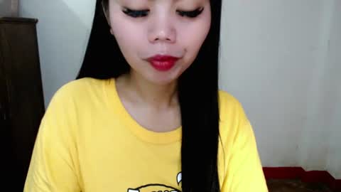 asuna_charming online show from November 3, 2025, 6:20 pm