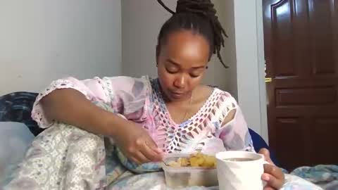 Snapshot of atara_seren chatting on June 2, 2026, 11:29 pm atara_seren online show from June 2, 2026, 11:29 pm