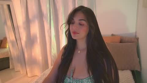 Snapshot of atena676 chatting on April 7, 2026, 1:28 am atena676 online show from April 7, 2026, 1:28 am