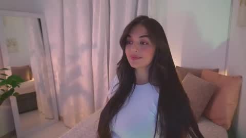 Snapshot of atena676 chatting on April 10, 2026, 1:44 am atena676 online show from April 10, 2026, 1:44 am