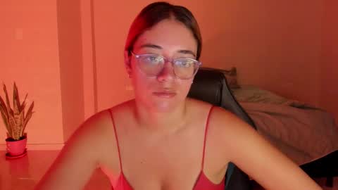 Snapshot of atenas__05 chatting on March 11, 2026, 9:37 am atenas online show from March 11, 2026, 9:37 am