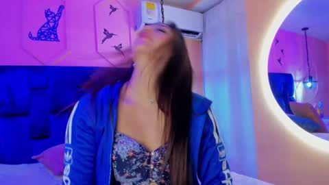 Athenea online show from January 21, 2025, 9:35 am