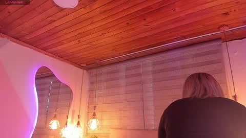 ATENEA online show from April 10, 2026, 1:27 pm