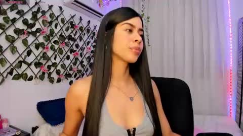 Atenea online show from July 20, 2026, 9:39 pm