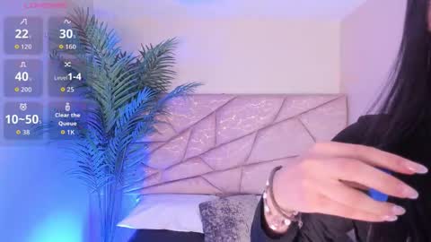 atenea velle online show from February 11, 2026, 1:27 pm