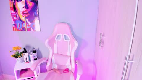 athenea__fox online show from November 24, 2025, 11:54 am