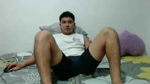 Snapshot of athleticboy2026 chatting on October 27, 2025, 2:59 am Robin online show from October 27, 2025, 2:59 am