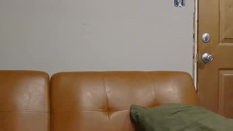 AtirahCali online show from November 17, 2025, 3:07 pm