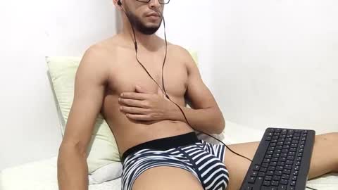 Torres online show from October 10, 2025, 4:55 am