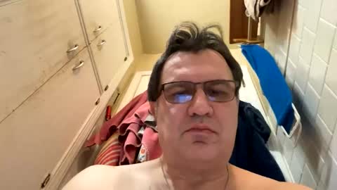 Snapshot of atozzzz chatting on March 11, 2026, 2:28 am atozzzz online show from March 11, 2026, 2:28 am