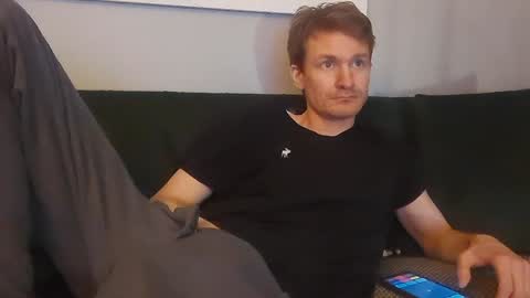 Max Powers online show from December 25, 2024, 3:28 pm