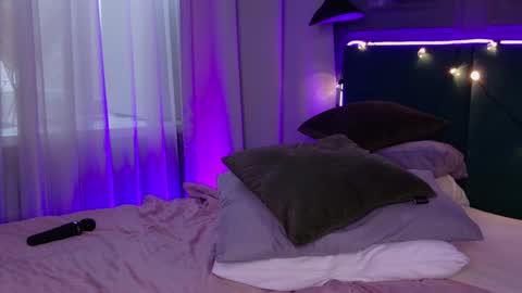 Audrey online show from March 1, 2025, 11:50 am