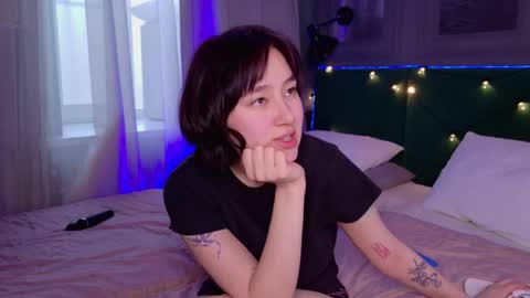 Audrey online show from March 8, 2025, 9:06 am