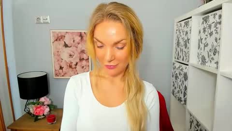 AulloraSensual online show from December 3, 2024, 9:11 am