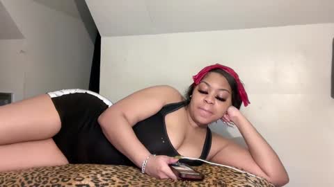 Snapshot of aunyxxx chatting on March 7, 2025, 4:46 am aunyxxx online show from March 7, 2025, 4:46 am
