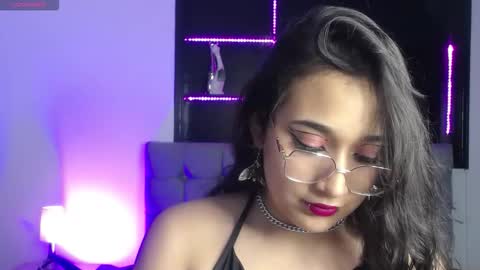 aura_cute_ online show from March 22, 2026, 1:36 pm