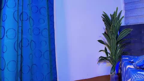 auralis_lux online show from July 14, 2026, 12:22 pm