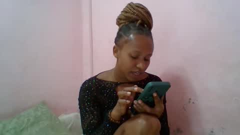 Snapshot of aurelia107 chatting on June 5, 2026, 7:14 am aurelia107 online show from June 5, 2026, 7:14 am