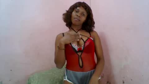 Snapshot of aurelia107 chatting on June 17, 2026, 7:15 pm aurelia107 online show from June 17, 2026, 7:15 pm