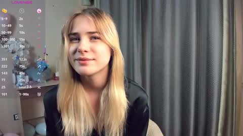 Liana online show from February 15, 2026, 1:13 am