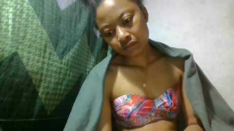 aurelie08 online show from June 22, 2026, 2:13 am