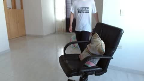 Aureliano online show from April 14, 2026, 8:59 pm