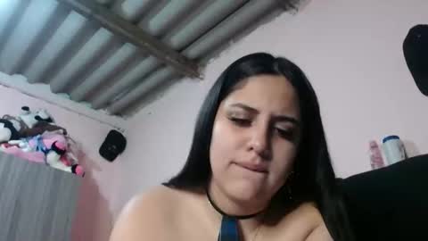 Snapshot of auroa_0785 chatting on June 2, 2026, 12:40 pm auroa_0785 online show from June 2, 2026, 12:40 pm