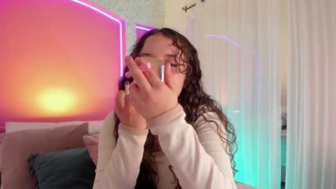 Aurora online show from December 18, 2024, 7:41 pm