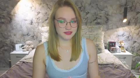 Kate online show from October 26, 2025, 5:52 pm