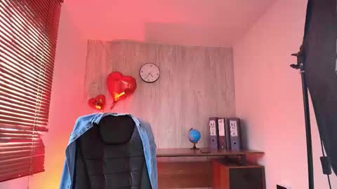 Ariana online show from February 13, 2026, 9:33 pm