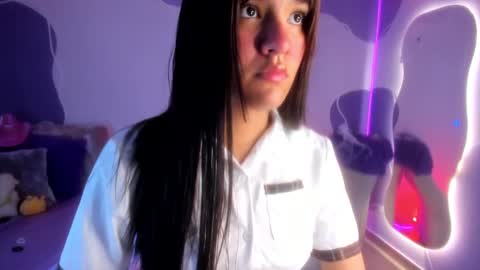 Snapshot of auroracute2 chatting on October 7, 2025, 1:30 pm auroracute2 online show from October 7, 2025, 1:30 pm