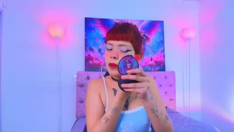 Snapshot of auroradiaz_ chatting on January 28, 2025, 3:47 am Aurora Diaz online show from January 28, 2025, 3:47 am