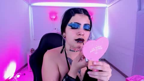 Snapshot of auroradiaz_ chatting on October 20, 2025, 7:47 pm Aurora Diaz online show from October 20, 2025, 7:47 pm