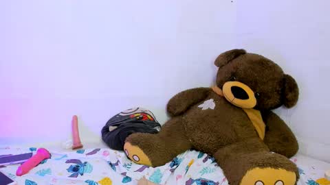 INSTAGRAM AURORA MCRY online show from January 25, 2025, 7:28 am