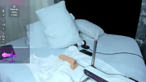 Aurora Rojas online show from February 21, 2025, 7:12 am