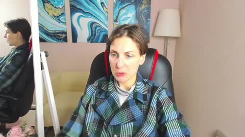 Aurora online show from February 8, 2025, 6:55 pm