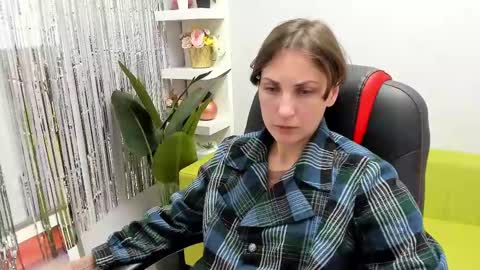 Aurora online show from March 3, 2025, 6:44 pm