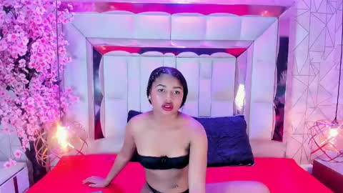 Aurora Vale online show from May 29, 2026, 8:18 pm