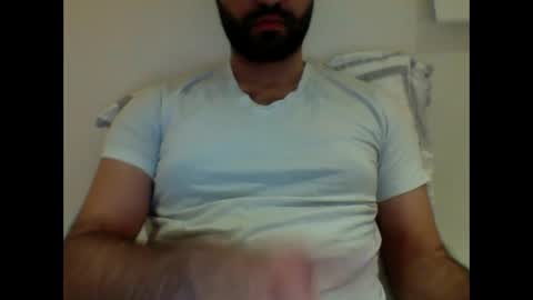 Snapshot of aussie099 chatting on December 14, 2024, 11:18 am aussie099 online show from December 14, 2024, 11:18 am