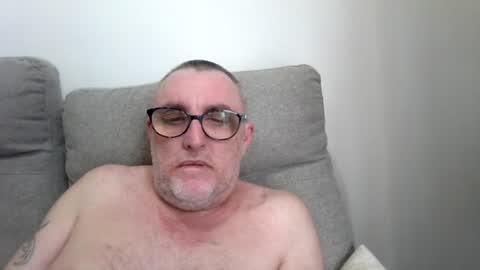 Snapshot of aussie_ozzie chatting on July 6, 2026, 1:57 am aussie_ozzie online show from July 6, 2026, 1:57 am