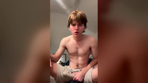 aussieboyethan online show from February 25, 2026, 2:43 am