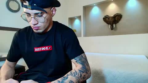 AUSTIN  online show from February 9, 2025, 5:29 am