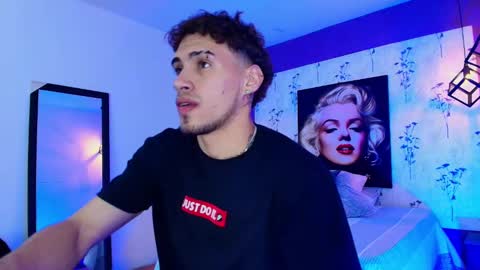 AUSTIN  online show from February 13, 2025, 2:56 am